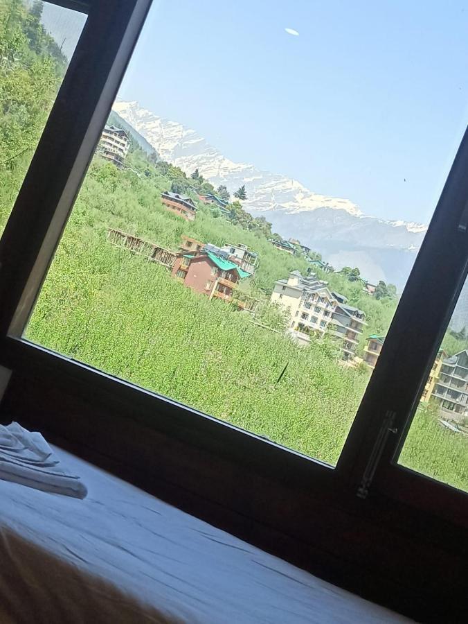 Misty Mountain Manali Hotel Exterior photo